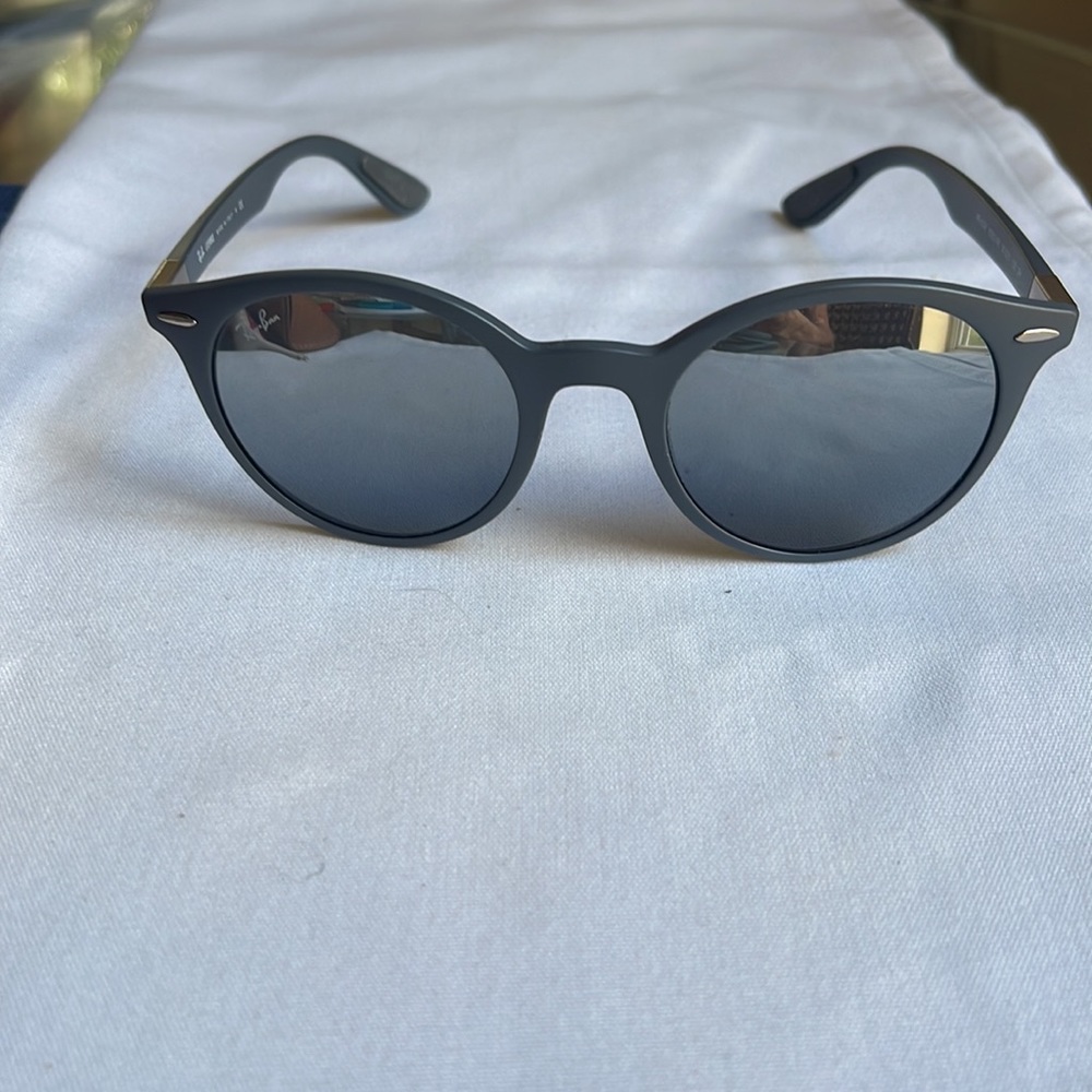 RAY BAN 4296 6332/88 50 21 150 Lite Force. Matte dark gray frames, silver lenses - Picture 2 of 8